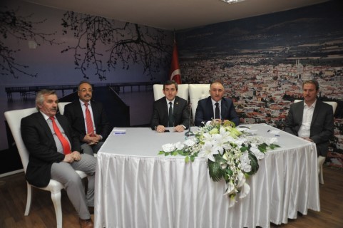 Çağlayan muhtarları dinledi