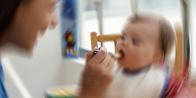 Dikkat! Bebeğinizi zehirliyor olabilirsiniz