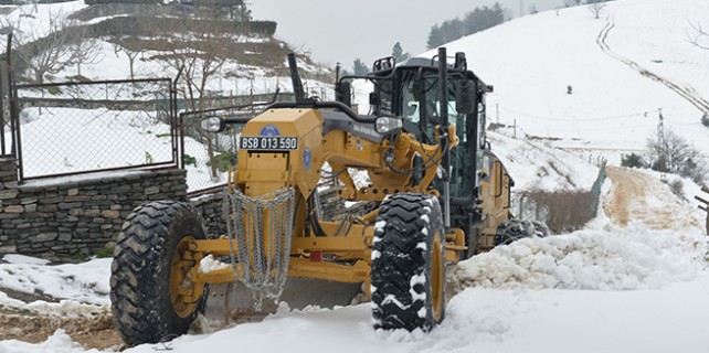 Büyükşehir ve emniyet kar sınavında 'pekiyi' aldı