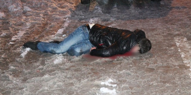 'Sen daha ölmedin mi?'