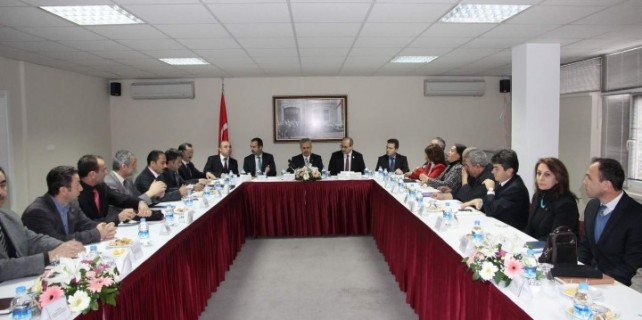 Bursa mesleki ve teknik eğitim çalıştayı başladı