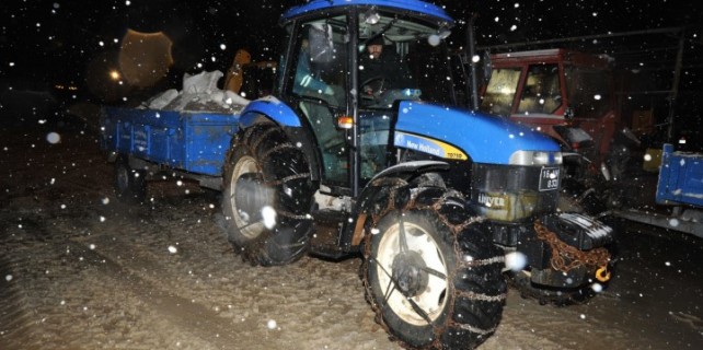 Orhangazi'de karla mücadele