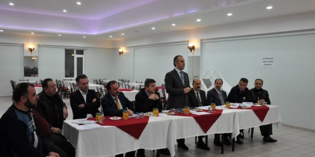 Çatısı çöken  pazar yeri yaza kadar tekrar açılacak