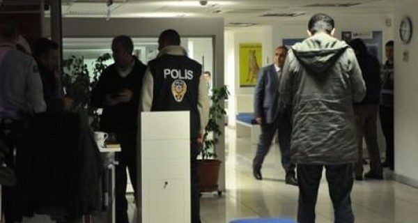 Bursa'da bankaya usulsüzlük iddiası baskını