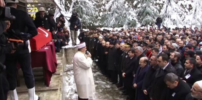 Trabzonlu şehit polise son görev