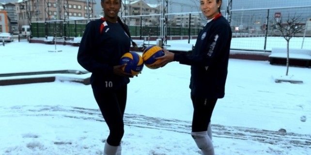 Nilüfer'in Güney Amerikalılar'ı kar ve soğuktan etkilenmedi