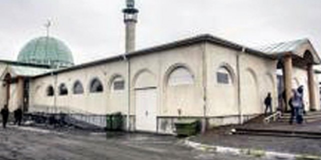 Camiye çirkin saldırı