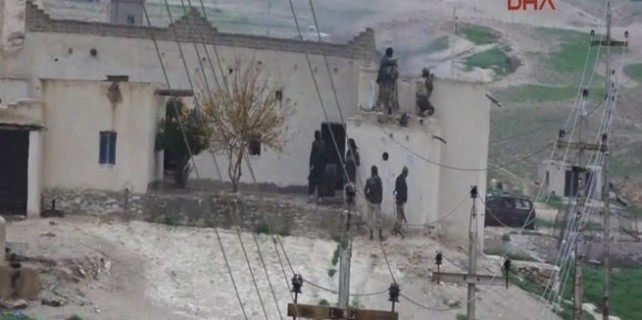 IŞİD'den peşmergeye kanlı saldırı