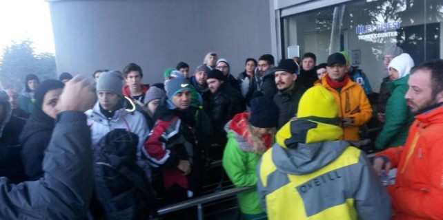 Dünyanın en uzun teleferiği arızalandı