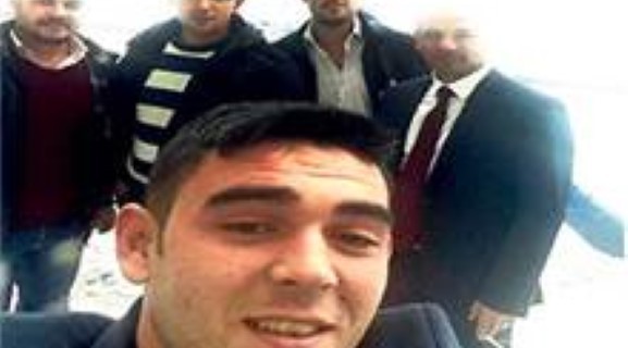 ‘12.5 milyonu aldım bu da selfiesi’