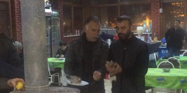 Donma tehlikesi geçiren kuşlara vatandaş şefkati