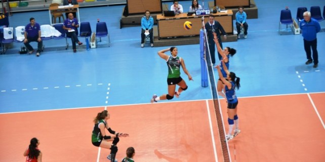 Sultanlar Avrupa’da tam yol ileri