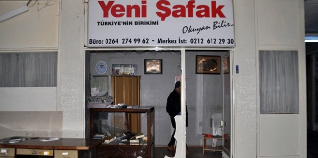 Akit ve Yeni Şafak’a çirkin saldırı!