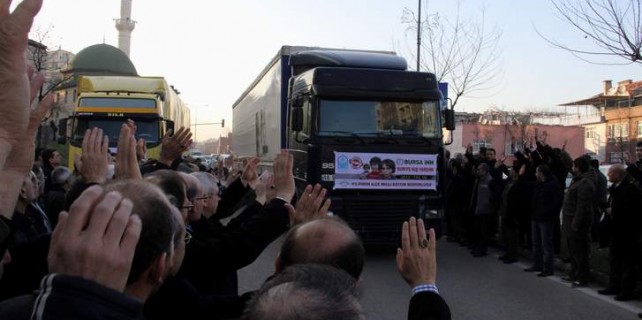Bursa'dan Suriye'ye 10 Tır