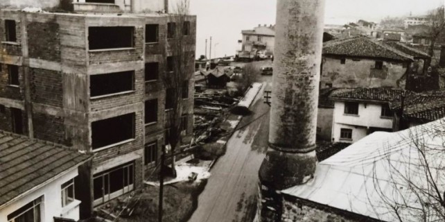 Mudanya Belediyesi'nin kaçak  katına yıkım kararı