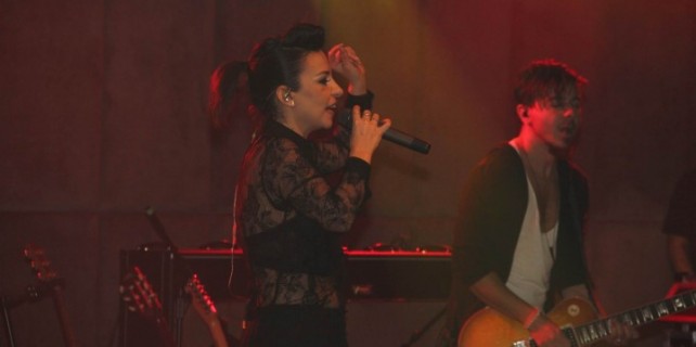 Bursa, Model ile coştu