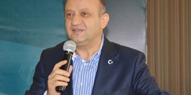 "Batı gibi çıkar eksenli değil..."