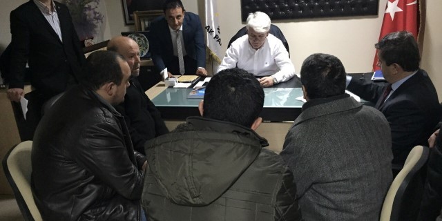 AK Partili vekil vatandaşın sıkıntılarını dinledi