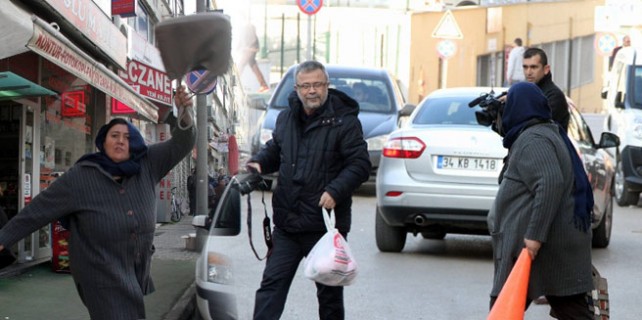 Neden çekiyorsunuz, sanki adam mı öldürdü?