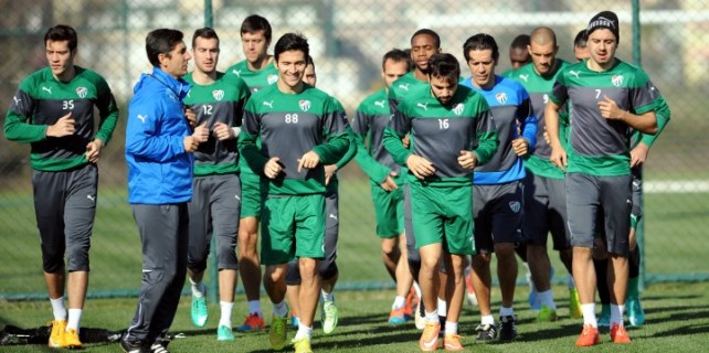 Timsah, Konyaspor'a bileniyor!