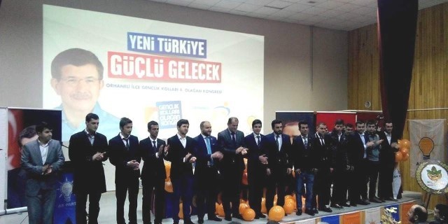 Orhaneli Gençlik Kolları Başkanı Sönmez oldu