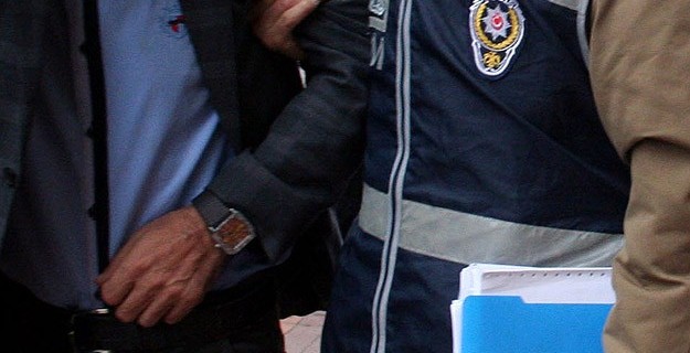 4 ilde 'paralel yapı' operasyonu