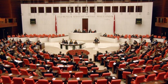 TBMM'de tarihi oturum!