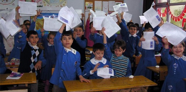 18 milyon öğrencinin karne heyecanı