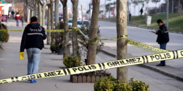 Bursa'da kafede bıçaklı dehşet!