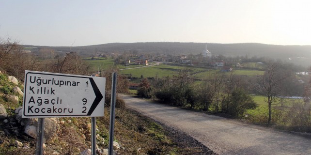 Uğurlupınar Köyü'nde deprem paniği! Köylüler evlerine girmeye korkuyor...