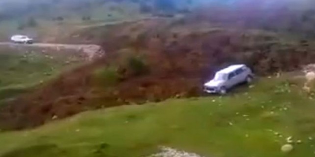 Böyle toprak kayması görülmedi!