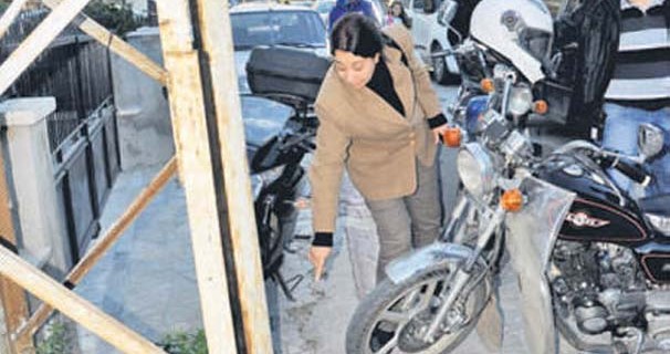 11 bin lirayı elleriyle çöpe attı