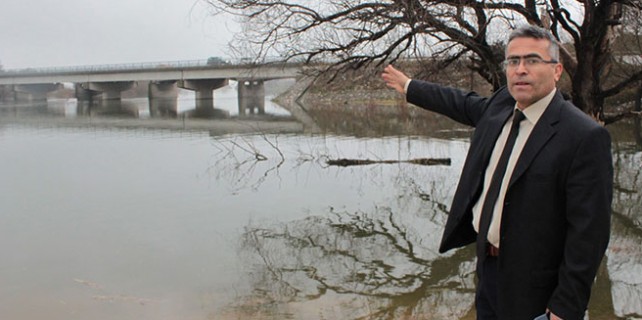 Uluabat Gölü taştı, köylü isyan etti