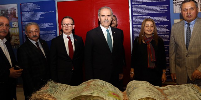 ‘Dokumaca efsaneler’ Bursa’da görücüye çıktı