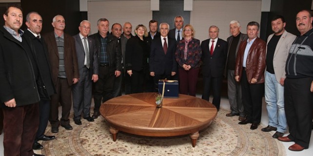 Bozbey Nilüferli muhtarlarla buluştu