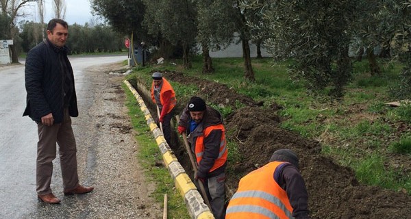 Orhangazi Belediyesi’nden kanal temizliği