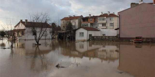 İşte felaket bölgesinde son durum! 5 bin kişi mahsur