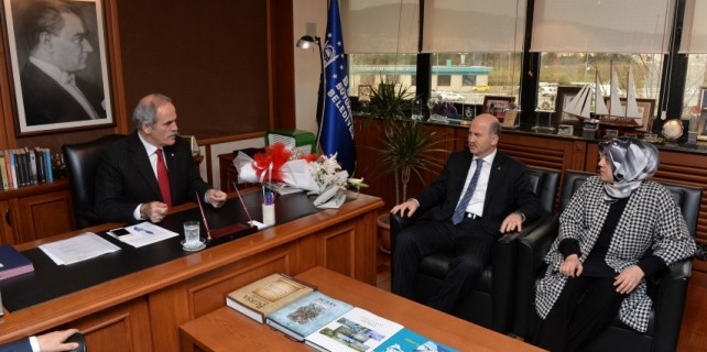 Güçlü kadrolarla hizmete devam