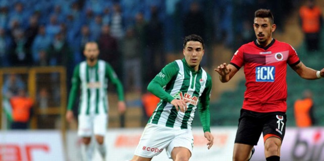 Bursaspor son dakika golleriyle coştu