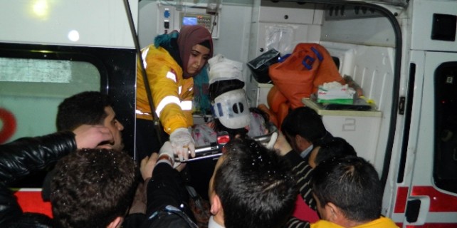 Trafik canavarının gece mesaisi kanlı bitti!