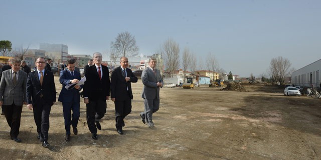 30 metrelik yolda Yıldırım’a doğru