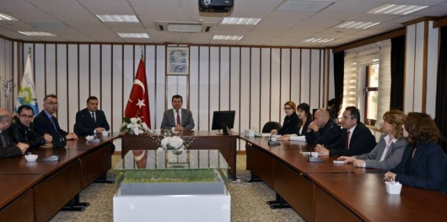 Orman Bölge Müdürlüğü mikroçip ve kulak küpesi dağıttı