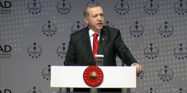 Erdoğan kendi eliyle ilk Tweet'ini attı