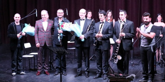 Bursa'da Hüsnü Şenlendirici rüzgarı