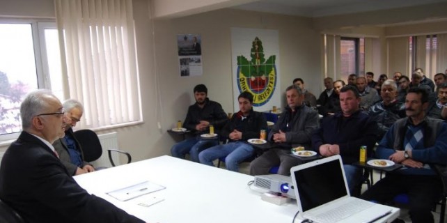 Tatlıoğlu esnafla bir araya geldi