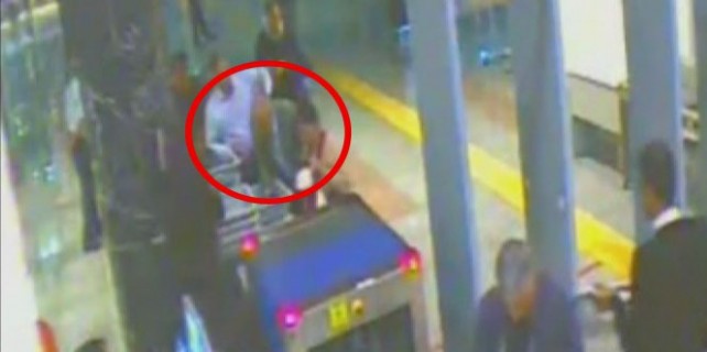 Sağlık skandalı! Dakikalarca doktor bekledi