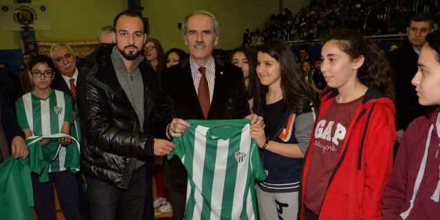 Bursaspor formaları Büyükşehir'den