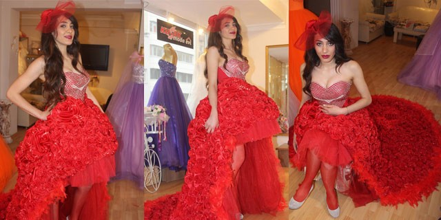 Sevgililer Gününe özel elbise göz kamaştırdı