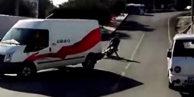 Son anda kurtuldu! O anlar kamerada