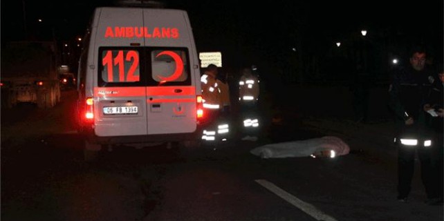 Yol güvenliği alırken canından oldu